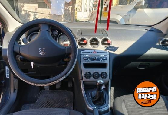 Autos - Peugeot 2015 allure1.6 2015 Diesel 125000Km - En Venta