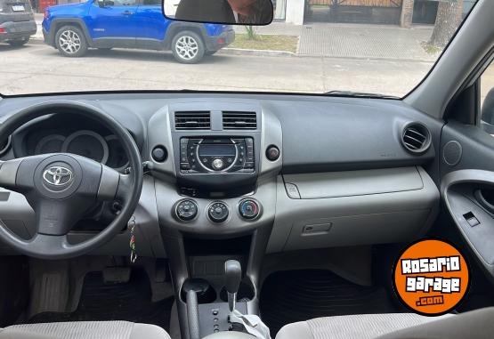 Camionetas - Toyota Rav 2.4 4x2 aut. 2013 Nafta 150000Km - En Venta