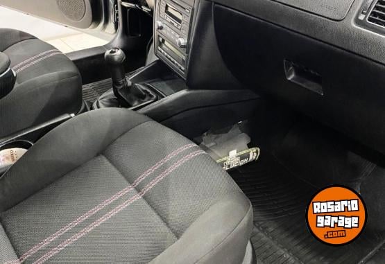 Autos - Volkswagen Bora 1.9 Tdi trendline 2013 Diesel 160800Km - En Venta