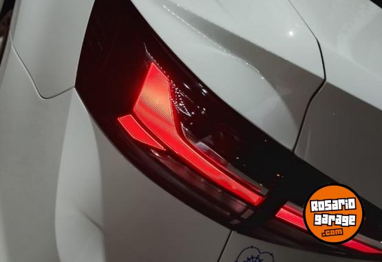 Autos - Volkswagen Virtus MSI 2025 Nafta 11000Km - En Venta