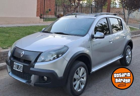 Autos - Renault Sandero 2013 Nafta 132700Km - En Venta