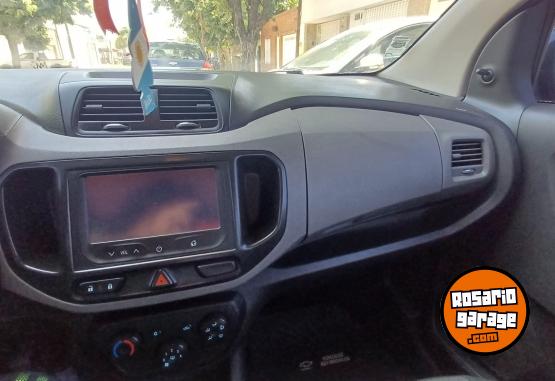 Camionetas - Chevrolet Spin 2016 Nafta 220000Km - En Venta