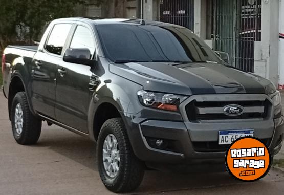 Camionetas - Ford RANGER 3.2 XLS 2018 Diesel 64000Km - En Venta