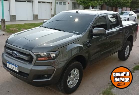 Camionetas - Ford RANGER 3.2 XLS 2018 Diesel 64000Km - En Venta