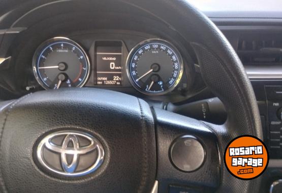 Autos - Toyota COROLLA 2017 Nafta 126000Km - En Venta