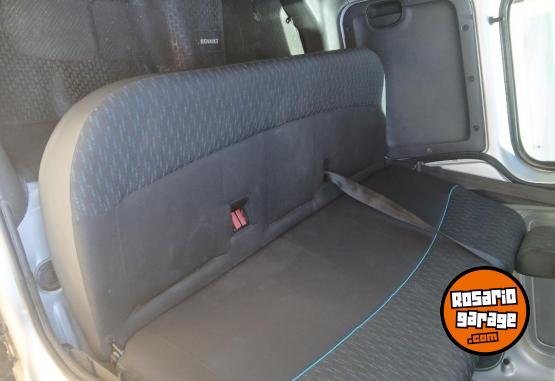 Utilitarios - Renault Furg�n mixto 5as 2016 GNC 266000Km - En Venta
