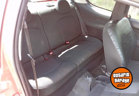 Autos - Peugeot 206 2007 Nafta 260000Km - En Venta