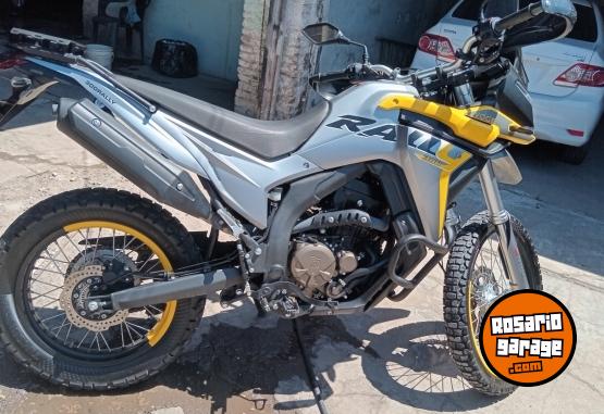Motos - Voge 300 Rally 2023 Nafta 11000Km - En Venta