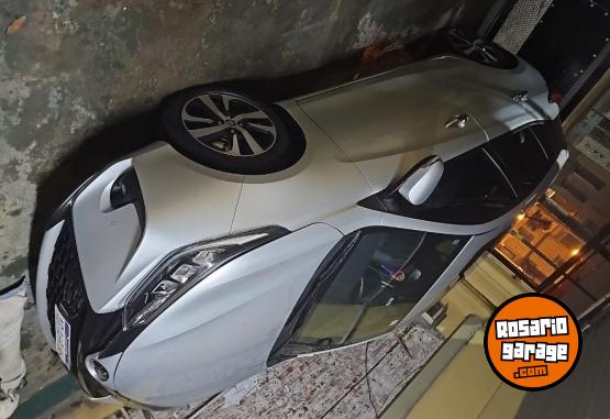 Autos - Toyota Yaris S 2023 Nafta 40000Km - En Venta