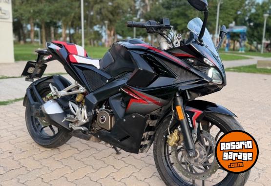 Motos - Bajaj RS 200 2016 Nafta 44000Km - En Venta