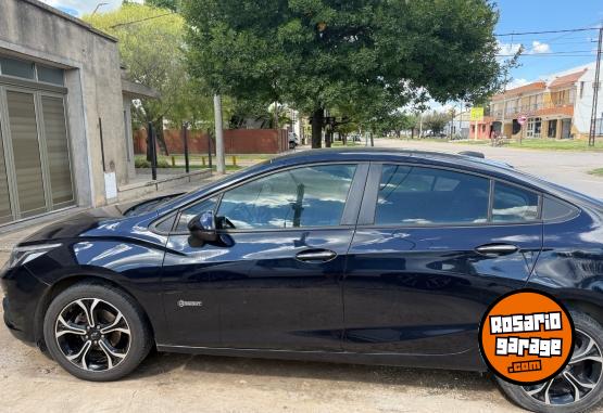 Autos - Chevrolet Cruze midnight 2022 Nafta 85000Km - En Venta