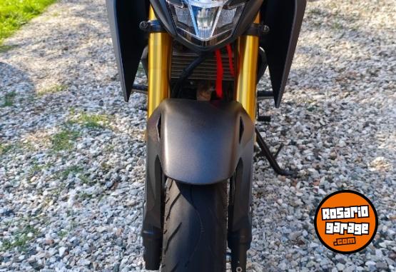 Motos - Honda Twister 300 2023 Nafta 10500Km - En Venta