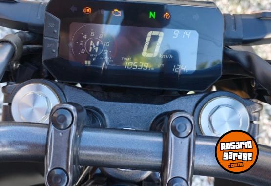 Motos - Honda Twister 300 2023 Nafta 10500Km - En Venta