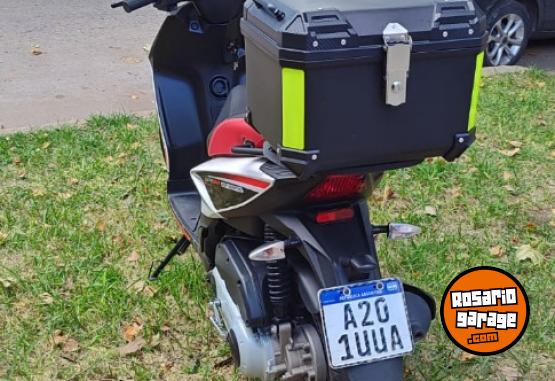 Motos - Aprilia SR160 2023 Nafta 10000Km - En Venta