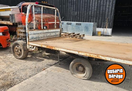 Camiones y Gr�as - Hyundai H100 truker - En Venta