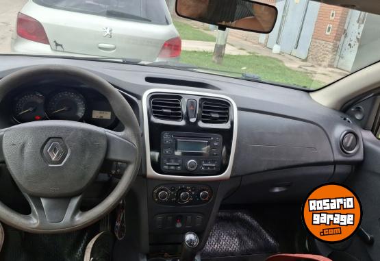 Autos - Renault Logan 2014 GNC 174000Km - En Venta