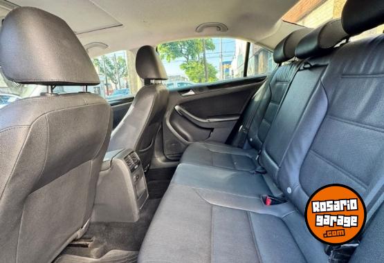 Autos - Volkswagen Vento 2011 Nafta 200000Km - En Venta