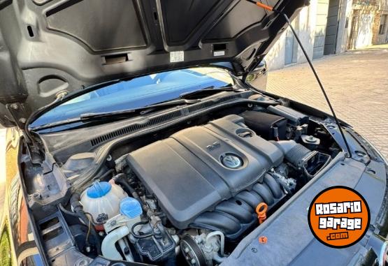 Autos - Volkswagen Vento 2011 Nafta 200000Km - En Venta