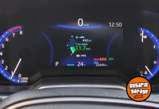 Autos - Toyota Corolla Cross 2023 Nafta 23500Km - En Venta