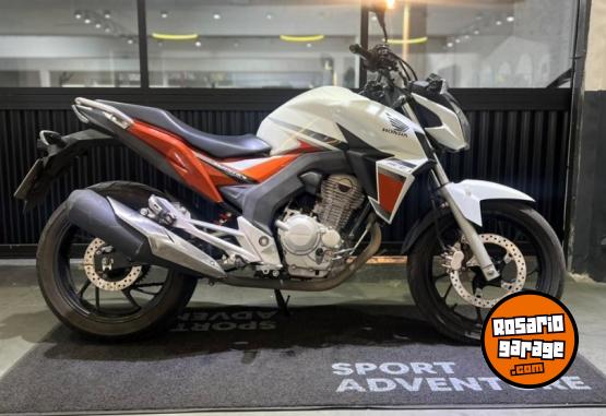 Motos - Honda CB 250 2018 Nafta 19126Km - En Venta