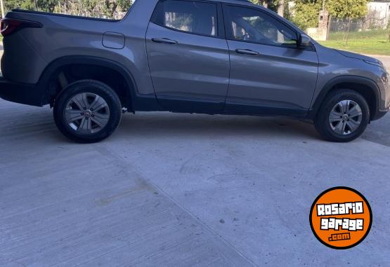 Camionetas - Fiat TORO FREEDOM 2020 Nafta 60000Km - En Venta