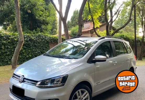 Autos - Volkswagen Suran Highline 2016 Nafta 139000Km - En Venta