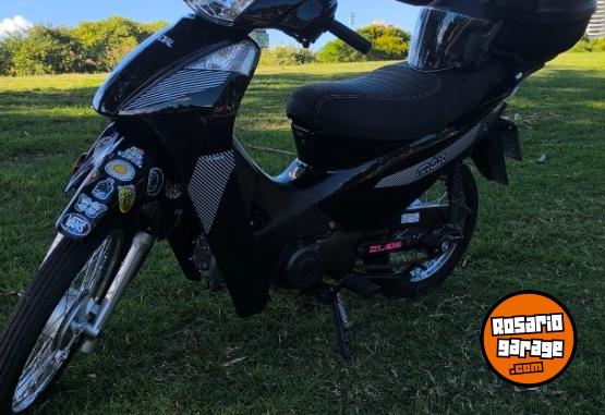 Motos - Mondial Max 110 autom�tica 2025 Nafta 1955Km - En Venta