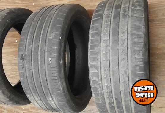 Accesorios para Autos - Cubiertas usadas 225/45 R 17 - En Venta