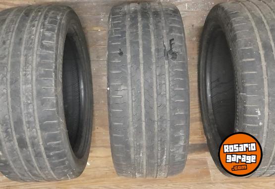 Accesorios para Autos - Cubiertas usadas 225/45 R 17 - En Venta