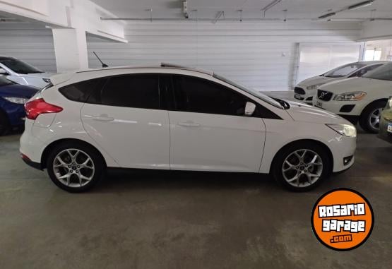 Autos - Ford Focus plus 2018 Nafta 90000Km - En Venta