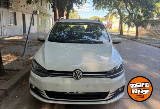 Autos - Volkswagen Sur�n 2019 Nafta 150000Km - En Venta