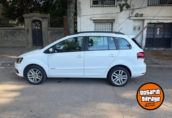 Autos - Volkswagen Sur�n 2019 Nafta 150000Km - En Venta