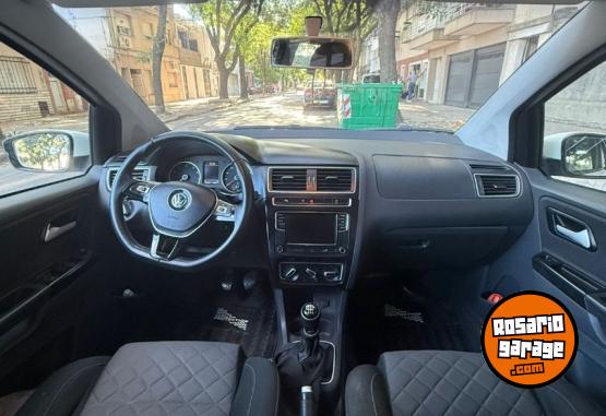 Autos - Volkswagen Sur�n 2019 Nafta 150000Km - En Venta