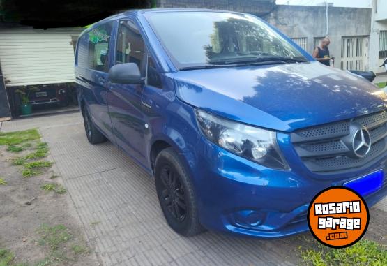 Utilitarios - Mercedes Benz Vito furg�n 2018 Diesel 94000Km - En Venta