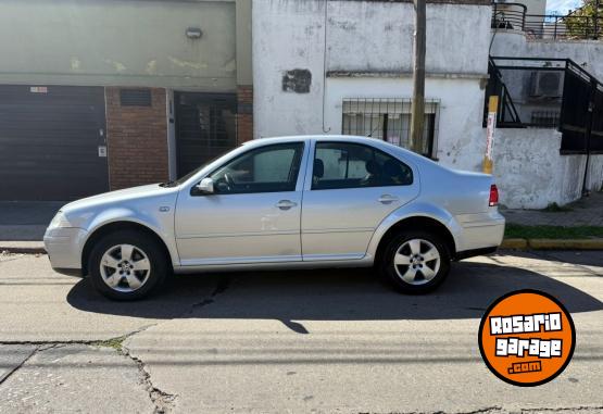 Autos - Volkswagen Bora 2.0 conforline 2014 Nafta 115000Km - En Venta