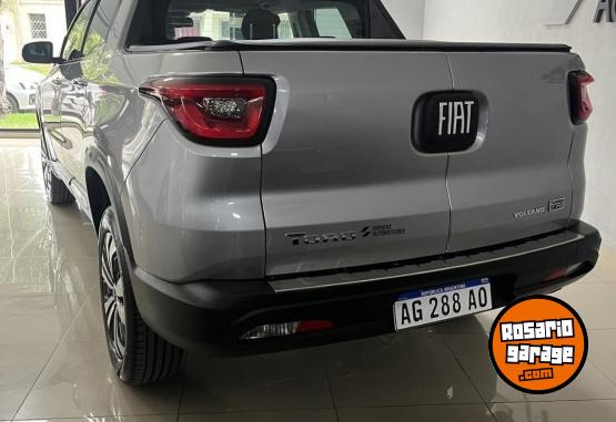 Camionetas - Fiat TORO VOLCANO AT 4X2 2024 Nafta 3800Km - En Venta