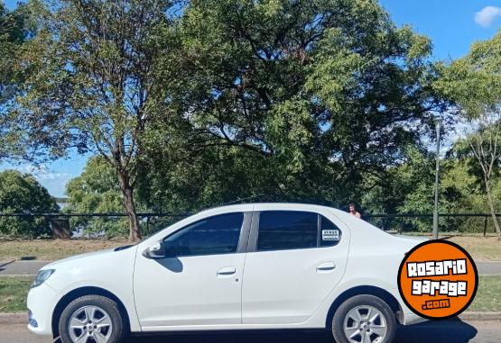 Autos - Renault Logan 1.6L 16V Privilege 2017 Nafta 115000Km - En Venta