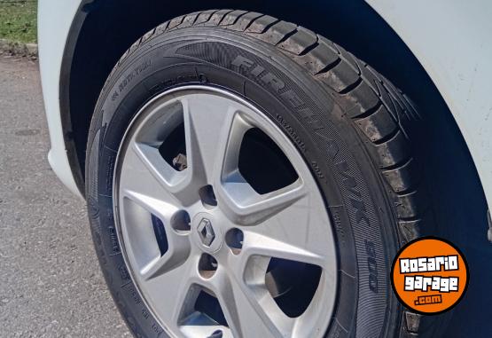 Autos - Renault Logan 1.6L 16V Privilege 2017 Nafta 115000Km - En Venta