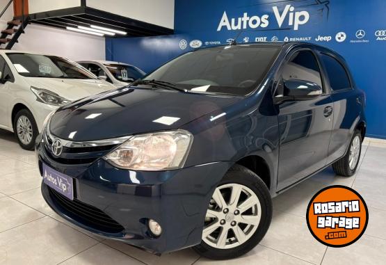 Autos - Toyota ETIOS XLS 2016 Nafta 78000Km - En Venta