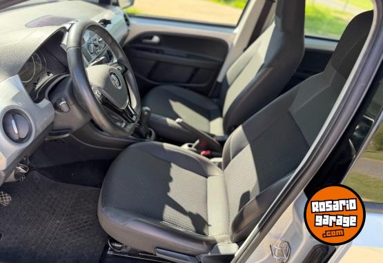 Autos - Volkswagen Up High 2017 Nafta 110000Km - En Venta