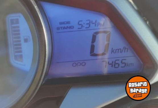 Motos - Bajaj Rousser NS200 2023 Nafta 7500Km - En Venta