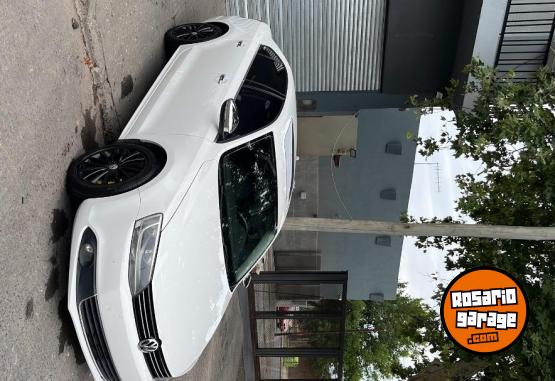 Autos - Volkswagen Vent� 2013 Nafta 152000Km - En Venta