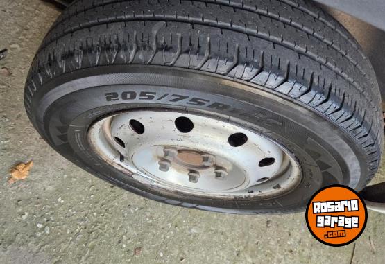 Utilitarios - Renault Master 2008 Diesel 200000Km - En Venta