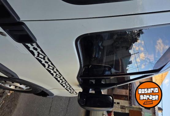 Utilitarios - Renault Master 2008 Diesel 200000Km - En Venta