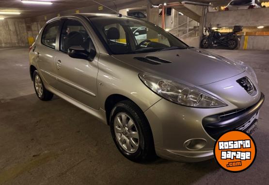 Autos - Peugeot 207 2012 Nafta 90000Km - En Venta