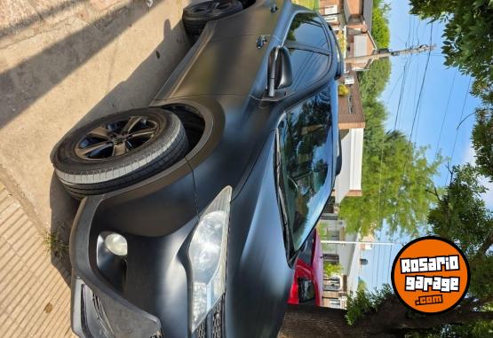 Camionetas - Toyota RAV4 2013 Nafta 250000Km - En Venta