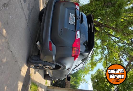 Camionetas - Toyota RAV4 2013 Nafta 250000Km - En Venta