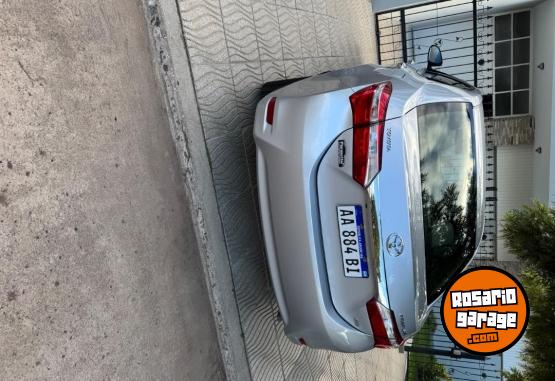 Autos - Toyota Corolla Seg 2017 Nafta 110000Km - En Venta