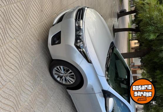 Autos - Toyota Corolla Seg 2017 Nafta 110000Km - En Venta