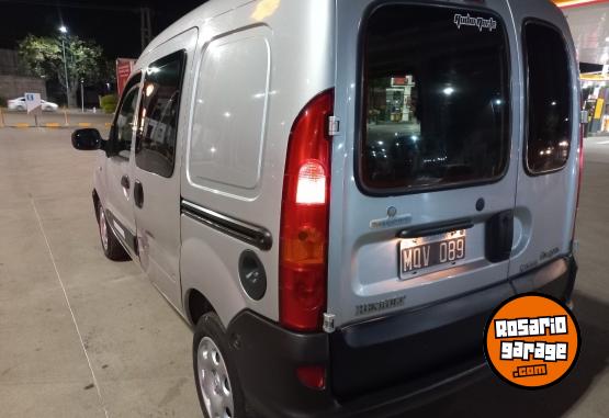 Utilitarios - Renault Kangoo 2013 Diesel 275000Km - En Venta